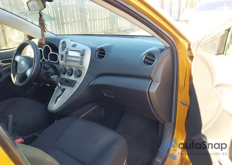 2009 Toyota Matrix S z USA, uszkodzony, nr VIN 2T1LE40E99C008019